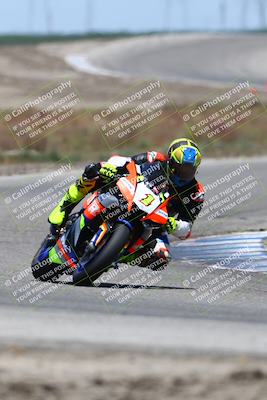 media/May-25-2025-Lets Ride (Sun) [[0ff033e448]]/B Group/1220pm (Riverside)/